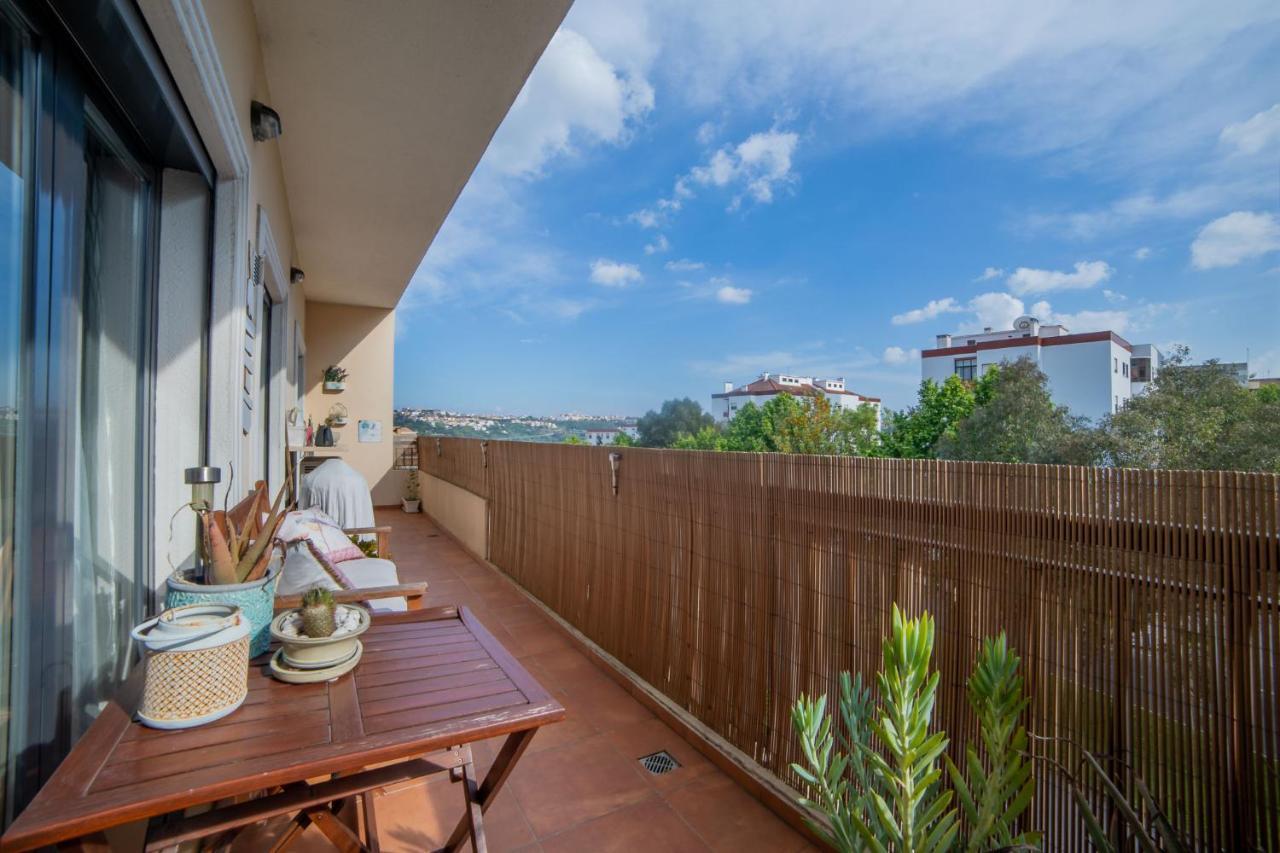 Lovely Apartment Near Airport And Nations Park, With Garage Loures Exterior foto