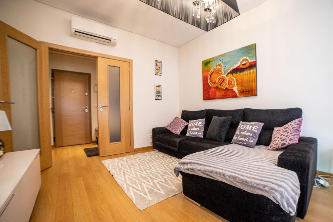 Lovely Apartment Near Airport And Nations Park, With Garage Loures Exterior foto