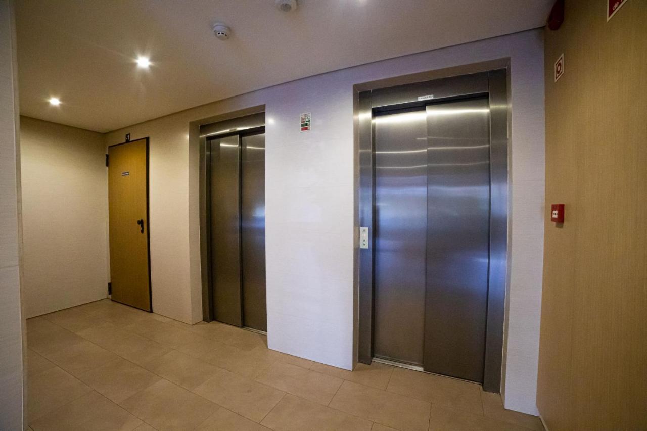 Lovely Apartment Near Airport And Nations Park, With Garage Loures Exterior foto