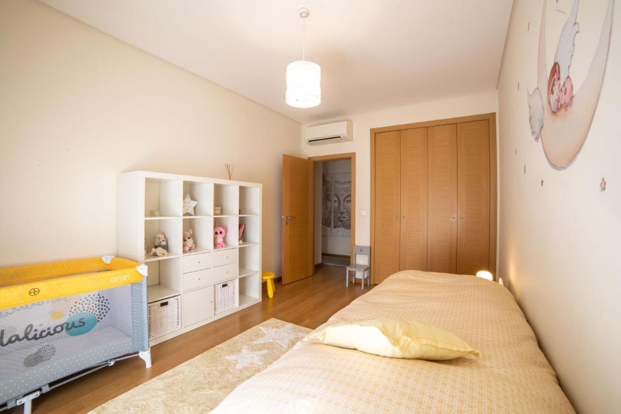 Lovely Apartment Near Airport And Nations Park, With Garage Loures Exterior foto