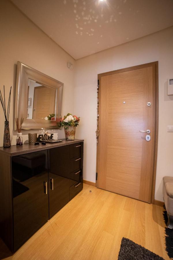 Lovely Apartment Near Airport And Nations Park, With Garage Loures Exterior foto