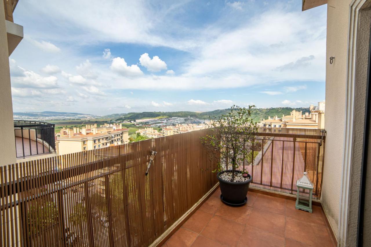 Lovely Apartment Near Airport And Nations Park, With Garage Loures Exterior foto